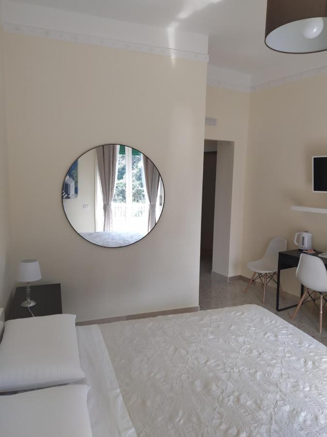 Casa Umberto Bed & Breakfast Salerno Ngoại thất bức ảnh